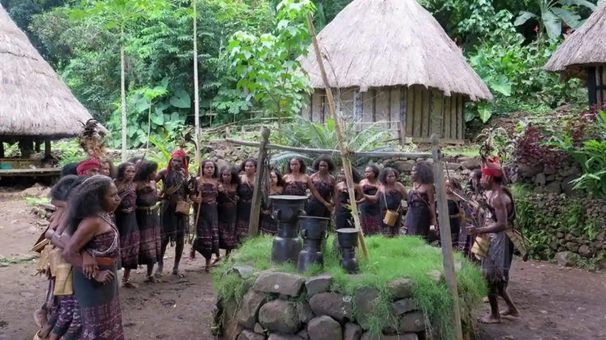 Wisata NTT, Kampung Adat Takpala, Keindahan Masa Lalu yang Masih Terjaga di Alor - Pos-kupang.com