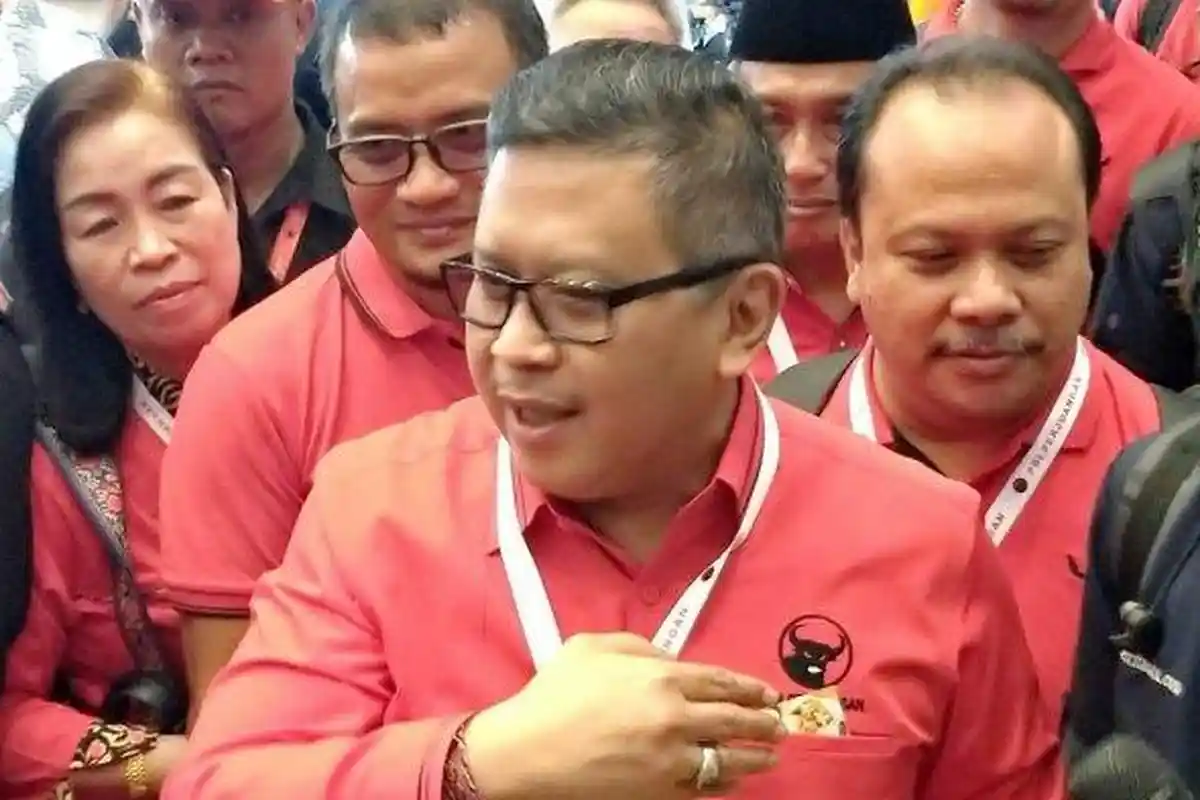 Hasto Kristiyanto Singgung Pemimpin yang Tiba-tiba Injak Rem: Itu Tidak Berpikir Strategis
