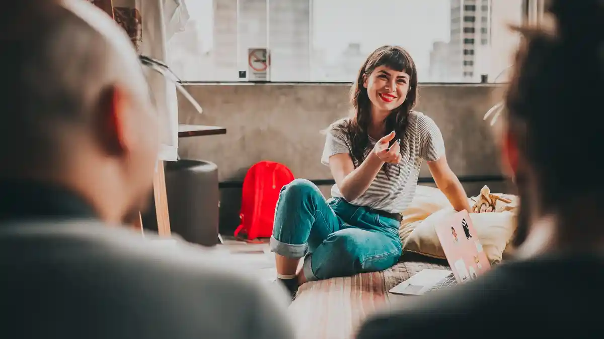 WASPADA! 5 Zodiak Ini Bisa Menjelma Menjadi Musuh dalam Selimut, Termasuk Sagitarius dan Aries