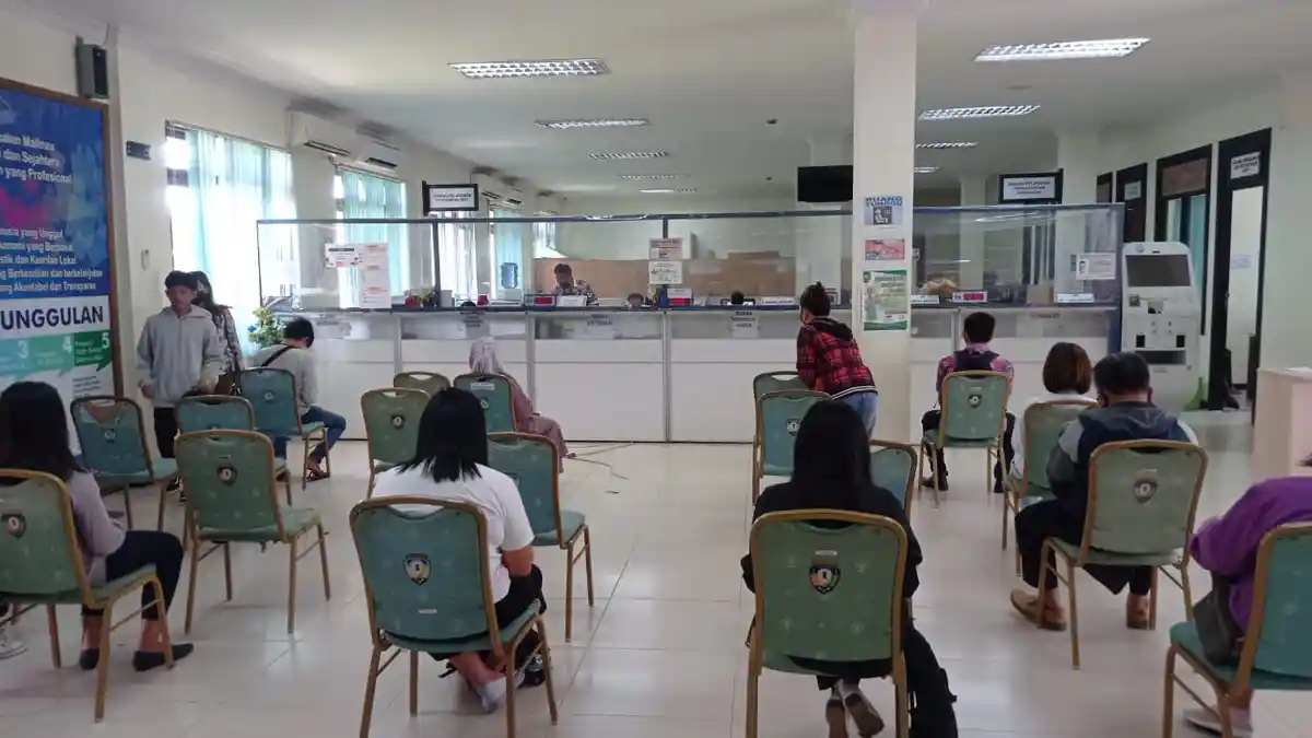 Empat Hari Lagi Pendaftaran PPDB Malinau Dibuka, Orang Tua Ngurus Dokumen Persyaratan di Disdukcapil