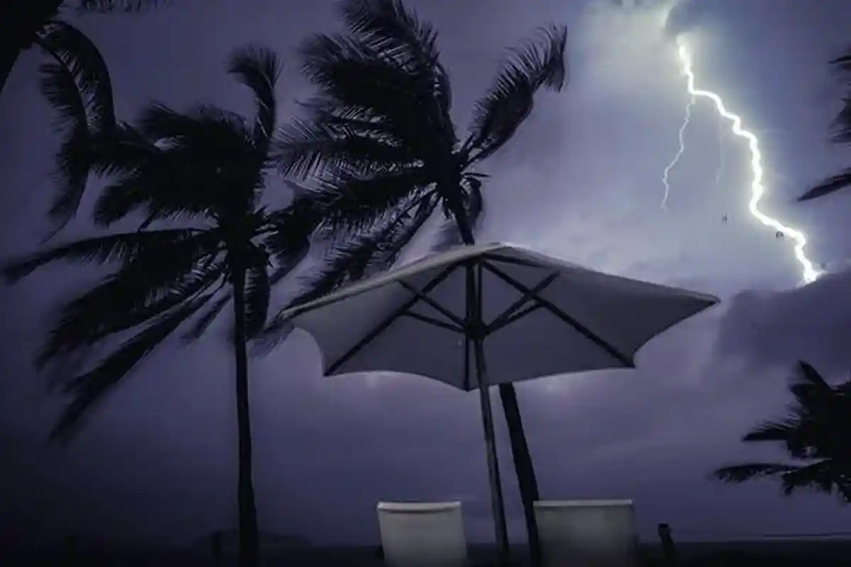 Peringatan Dini Cuaca Ekstrem Besok Kamis 18 April 2024, Info BMKG 29 Wilayah Ini Waspada