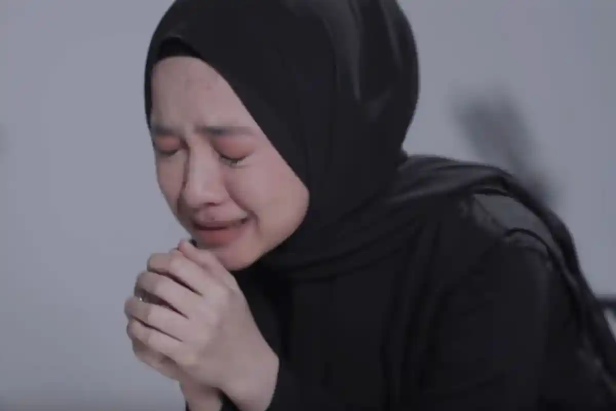 Kondisi Nissa Sabyan Terbaring Lemah dengan Wajah Penuh Perban: Semangat Terus Aku
