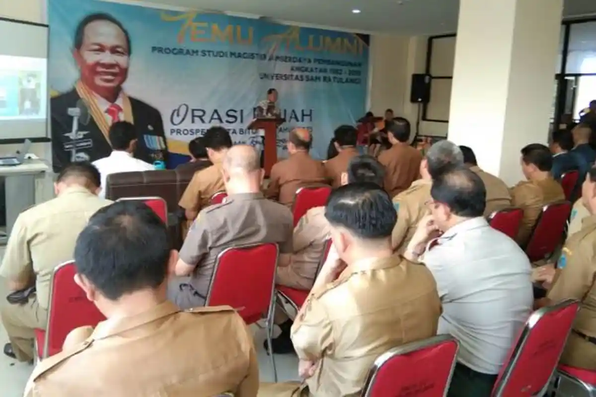 Curhat Maximiliaan Jonas Lomban dalam Orasi Ilmiah Temu Alumni di Unsrat