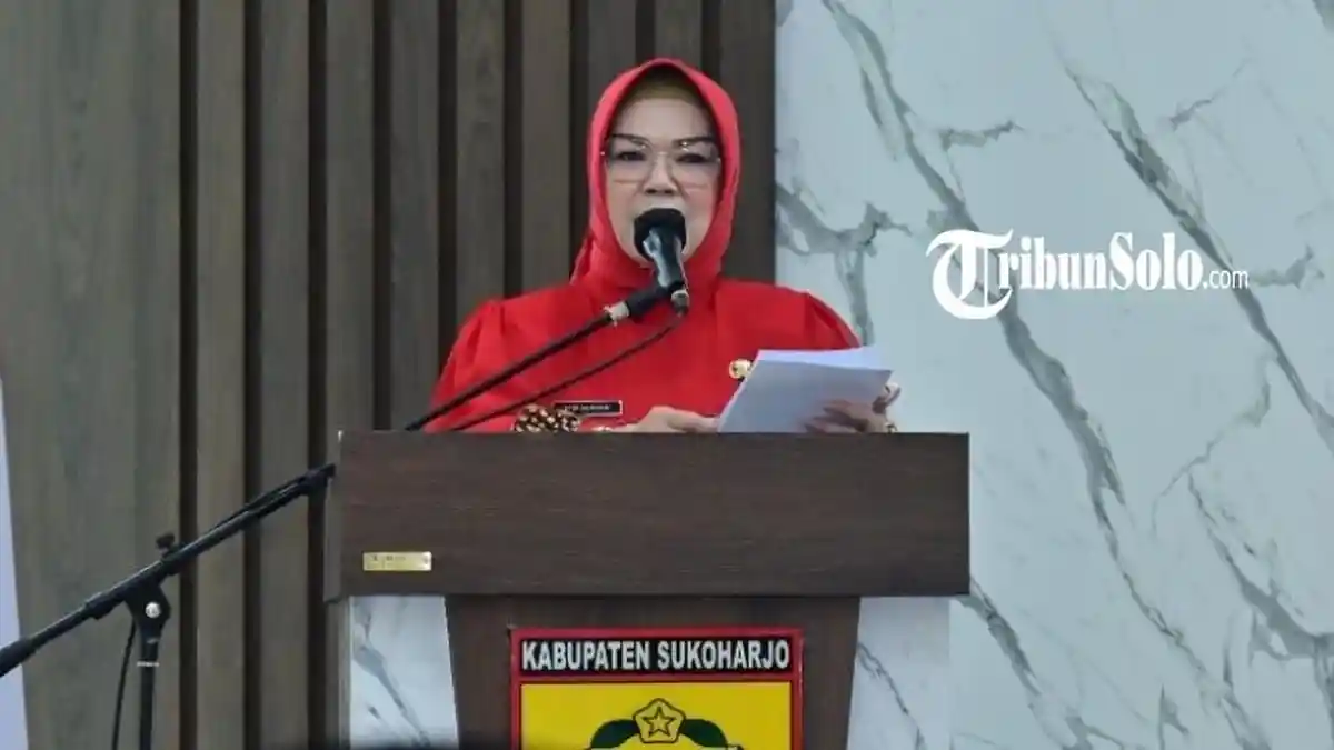 Bupati Sukoharjo Etik Suryani Beri Arahan di Forum Konsultasi Publik Rancangan Awal RKPD 2027