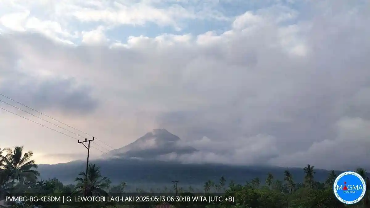 Gunung Api Lewotobi Laki-laki 5 Kali Gempa Hembusan, Arah Angin ke Utara dan Timur Laut
