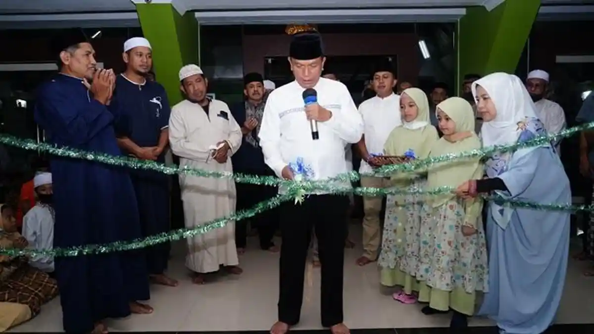 Danrem 091/ASN Resmikan Tempat Wudu Masjid Asalam Sempaja