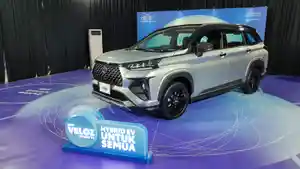 test-drive-Toyota-Veloz-Hybrid-dilaksanakan-di-alam-sutera.jpg