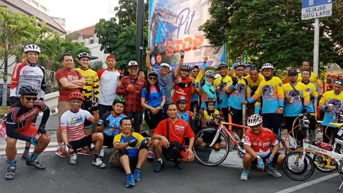 Pit Stop CFD Semarang, Banyak Komunitas Sepeda Mampir Nyambung Seduluran