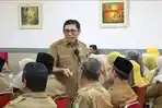 Kadisdik-Aceh-Drs-Alhudri-MM-saat-pembukaan-perlombaan-kepala.jpg