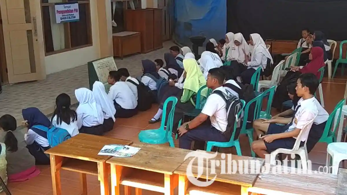 PPDB SMA/SMK di Blitar, Calon Siswa Hanya Boleh Mendaftar Satu Pilihan Sekolah Lewat Jalur Offline