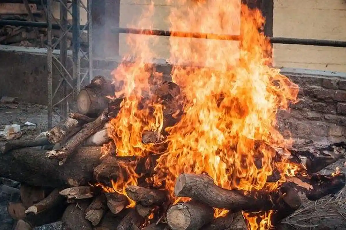 Detik-detik Menegangkan saat Janda Membakar Pria yang Memperkosanya, Terjadi saat Rumah Sedang Sepi
