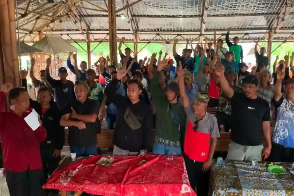 Pilkada Rembang, Ratusan Sopir Bus Mini Cabut Dukungan dan Alihkan ke Vivit-Umam