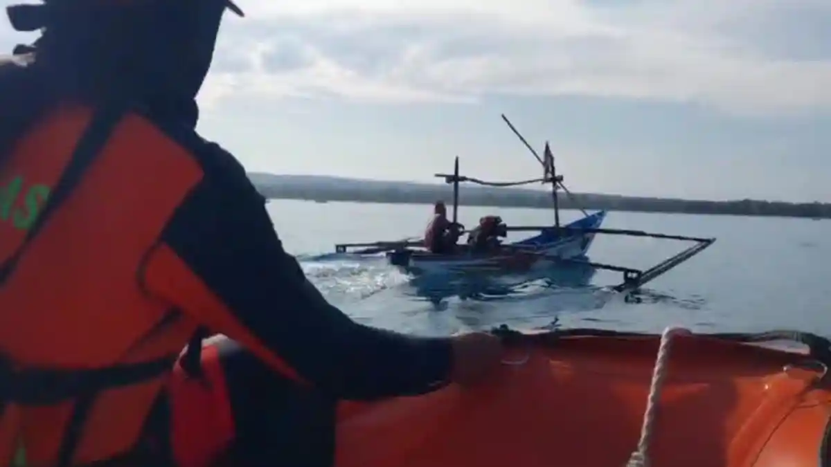 Nelayan di Pesisir Barat Tenggelam Terbawa Arus, Tim SAR Cari Keberadaan Korban 