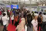 Sejumlah-pencari-kerja-saat-memadati-job-fair-yang-diselenggaraka-oleh-DPMPTPSP.jpg