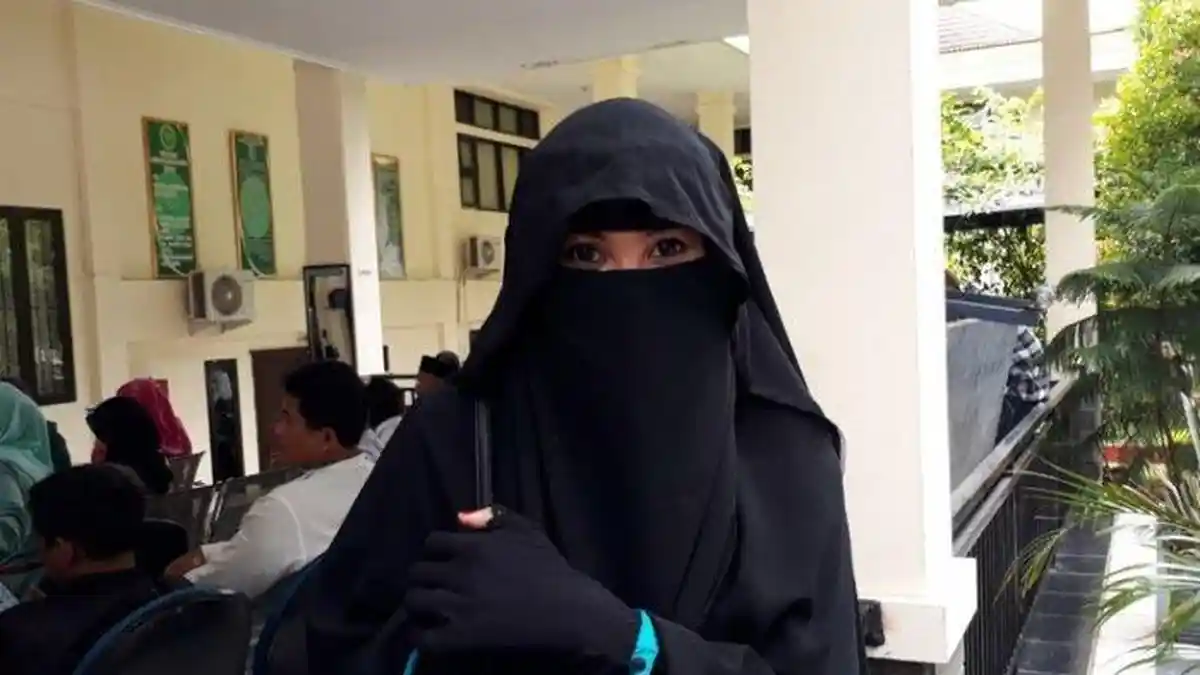 Indadari Mantan Caisar YKS Diperintahkan Dukun untuk Dibunuh Melalui ...