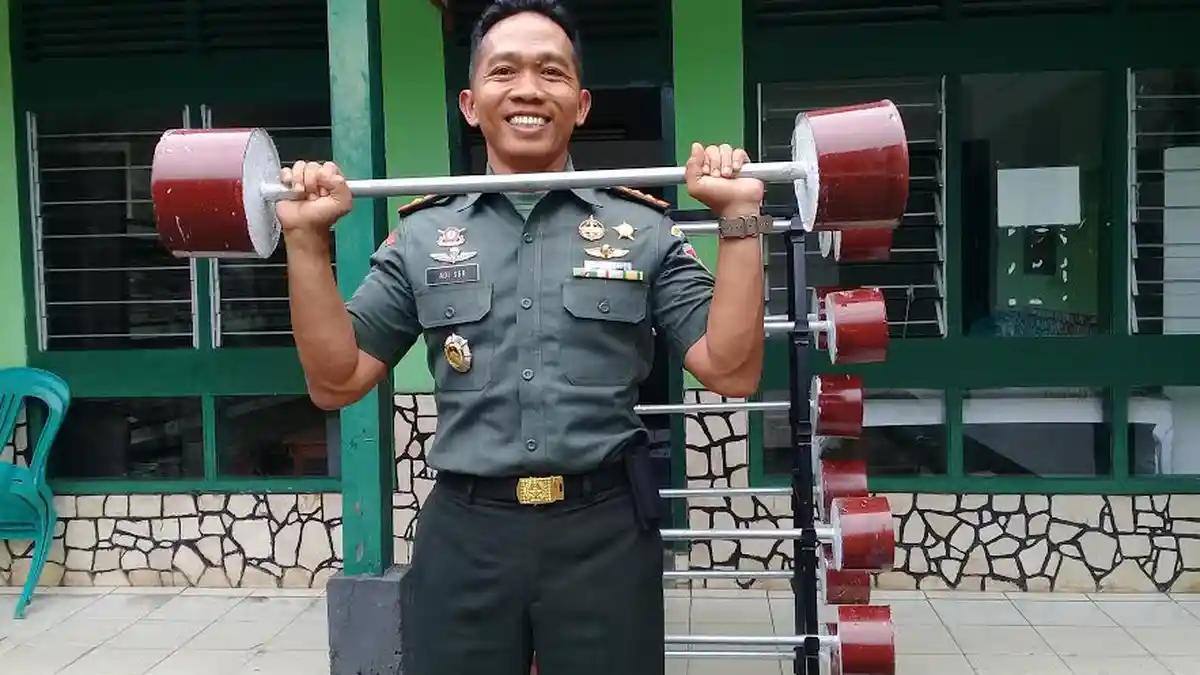 Tiap Hari di Kodim Pangkep, Seluruh Tentara Harus Olahraga Angkat Barbel