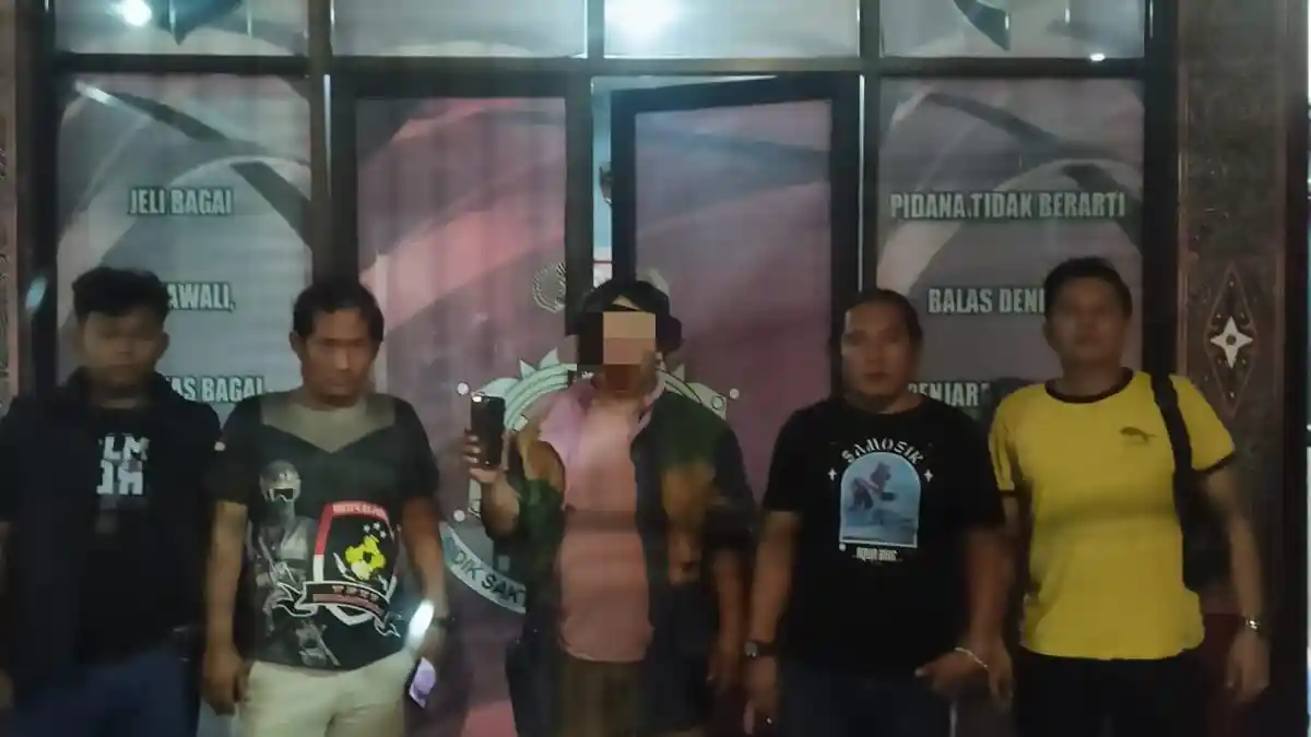 Polres Samosir Amankan Pelaku Pencurian Handphone di Warung Makan