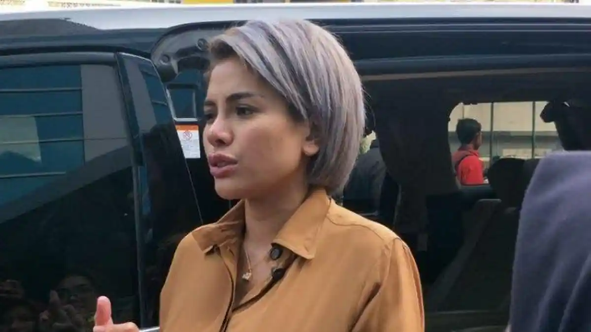 Alasan Nikita Mirzani Suka Pamer Barang Mewah