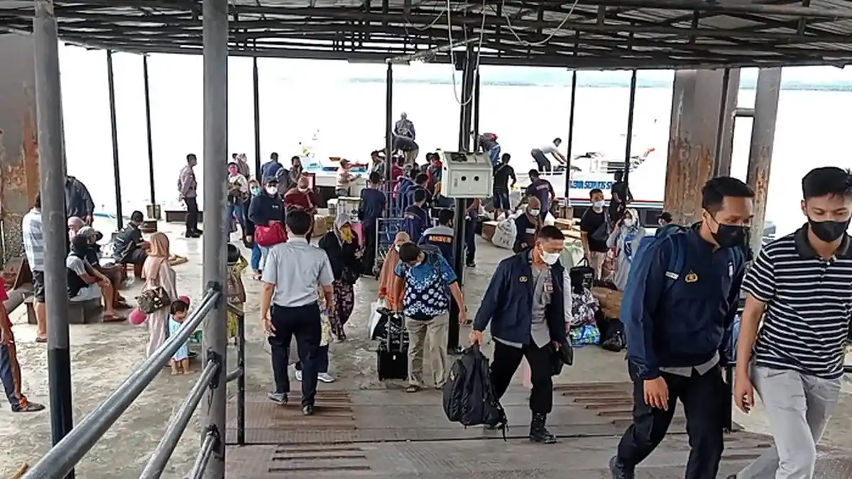 Simak dan Pahami! Ini Syarat Perjalanan saat Natal & Tahun Baru Kala Pemberlakukan PPKM Level 3