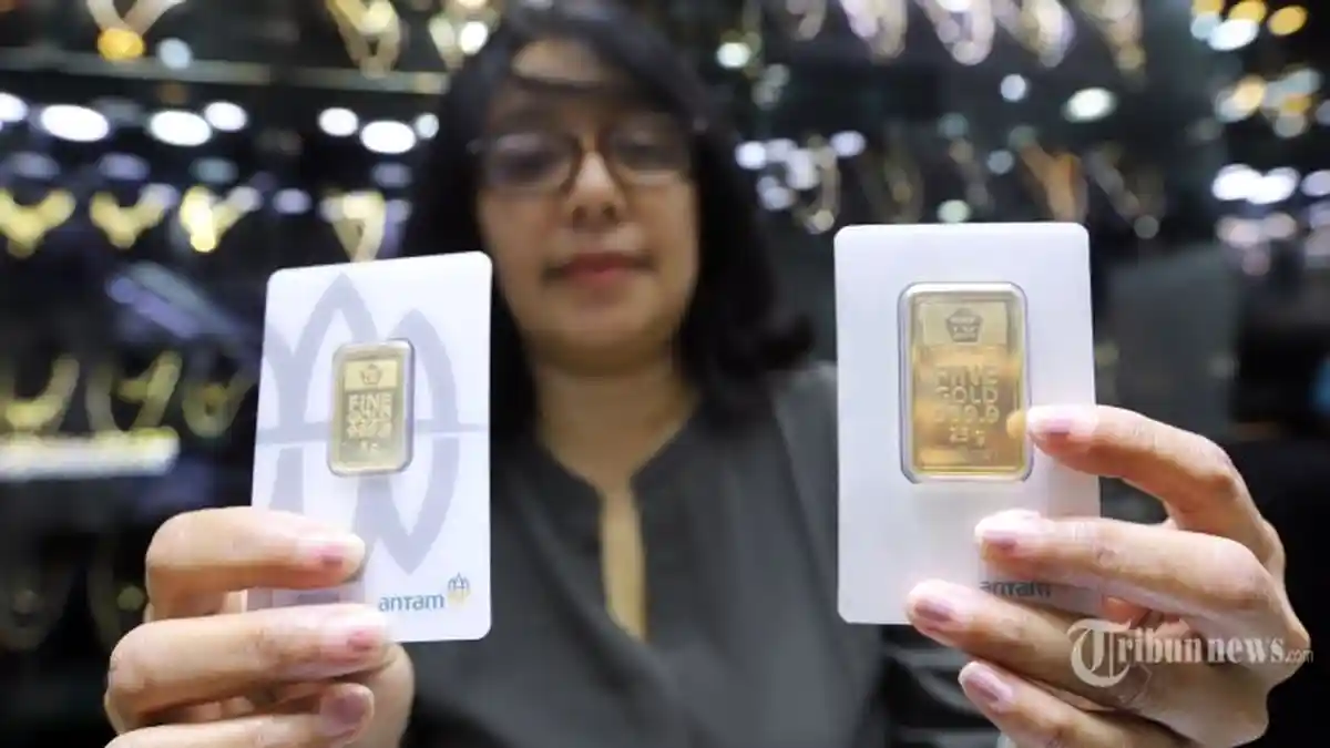 Harga Emas Batangan di Pegadaian Senin 21 Agustus 2023, Emas Antam dan UBS Stabil  