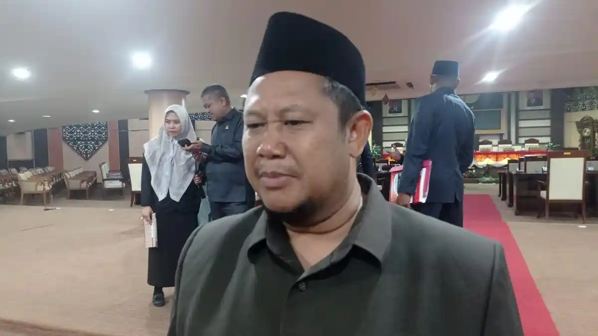 Ketua DPRD Kutai Kartanegara Abdul Rasid Kembali Soroti Masalah Banjir ...