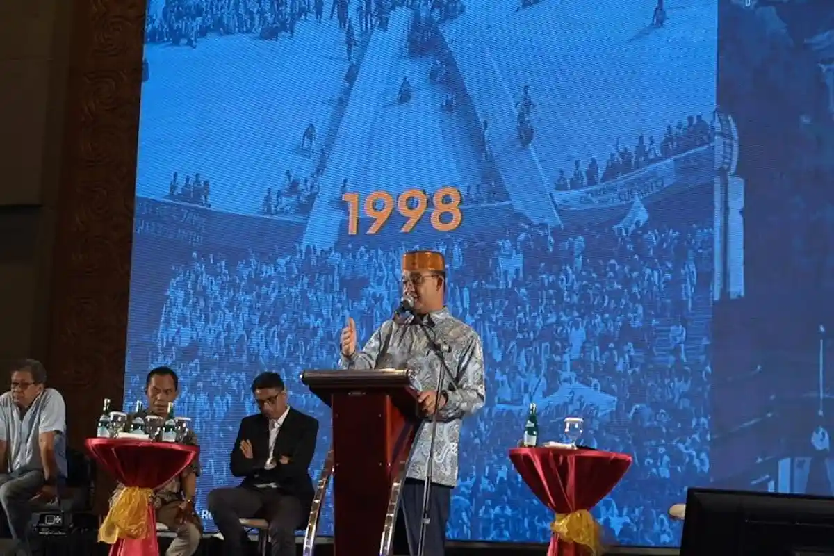 Alasan Capres Anies Baswedan Sebut Indonesia Bak Negara Konoha/Wakanda di Depan IKA UNM