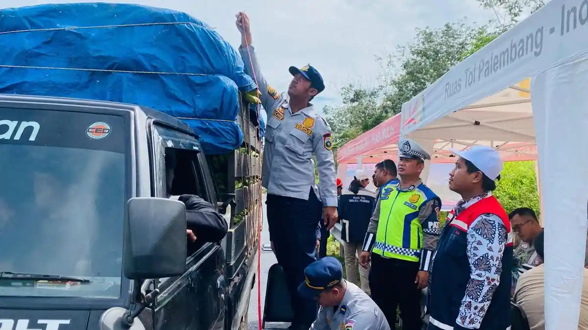 Hutama Karya dan Tim Gabungan Tindak 45 Kendaraan ODOL di 4 Ruas Jalan Tol Trans Sumatera