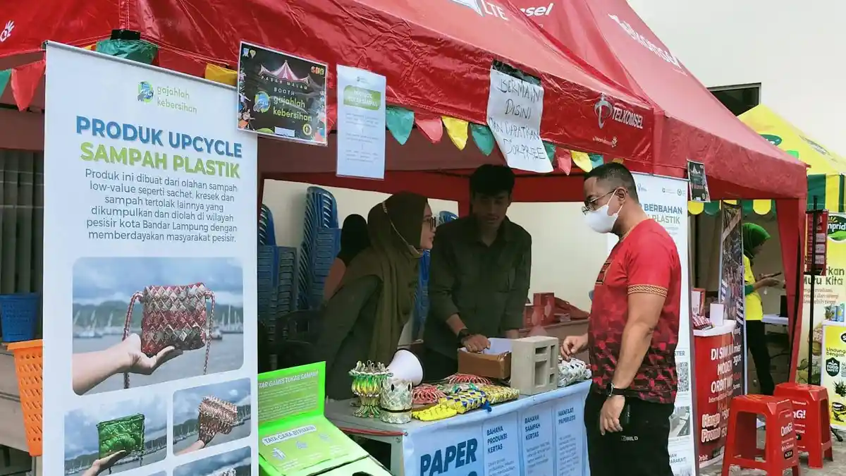 Pasar Malam SDB Tayangkan Drama Musical Samosir dan Malin Lewat Layar Tancap - salah-satu-booth-di-SDB.jpg