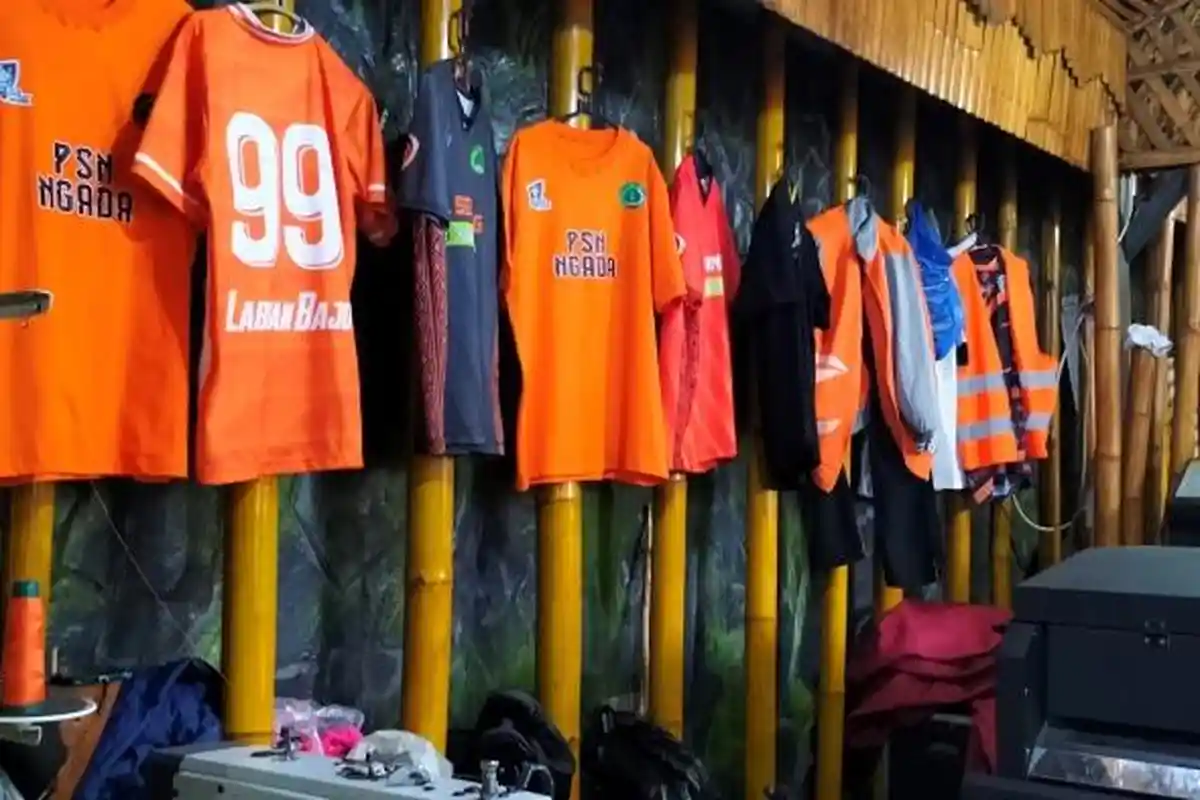 Piala Soeratin 2023 : UD Rumpun Bambu Raup Rezeki dari Cetak Jersey Tim Sepak bola 