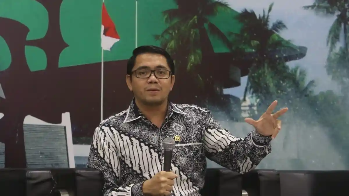 Arteria Dahlan Sebut Jaksa, Polisi, Hakim Tak Boleh Kena OTT, Mabes Polri hingga DPR Beri Komentar