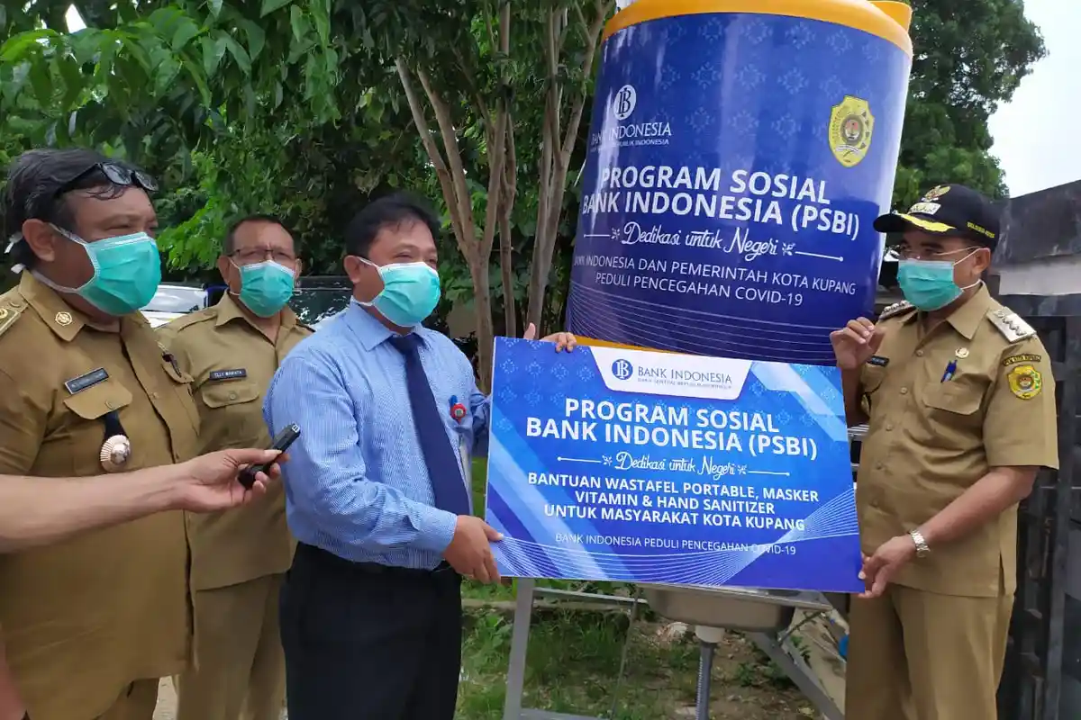 Cegah Penyebaran Covid-19, KPw BI NTT dan BPMD NTT Serahkan Bantuan