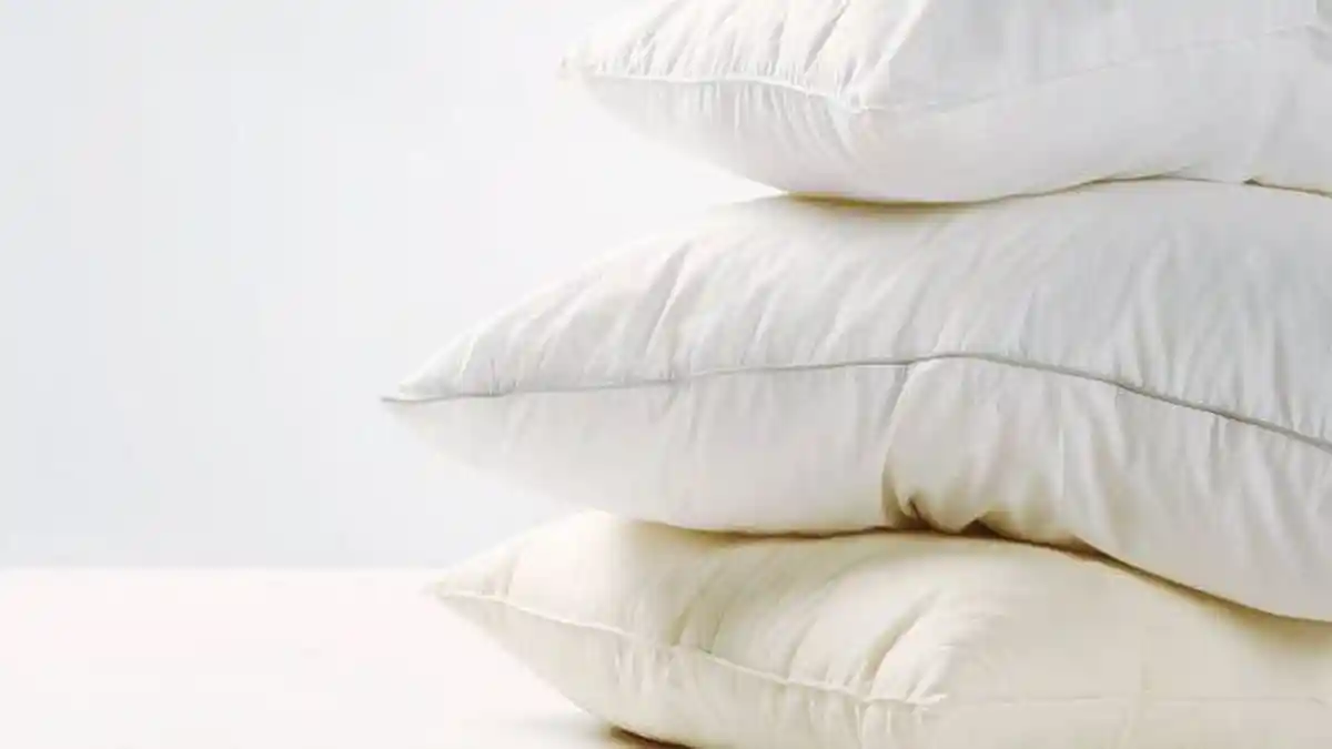 Banyak yang Tak Tahu, Bantal Ternyata Harus Rutin Diganti, Jika Tidak Akibatnya. . .