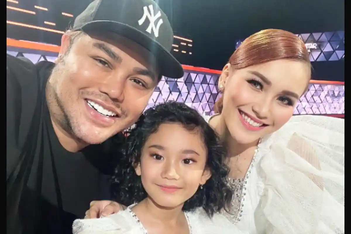 MASIH Usia 7 Tahun, Bilqis Putri Ayu Ting Ting Fasih Ngomong Bahasa Inggris, Ivan Gunawan Terkesima