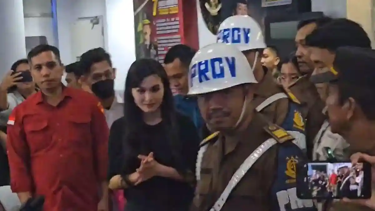 Giliran Adik dan Ipar Sandra Dewi Diperiksa Kejaksaan Agung Terkait Kasus Timah Harvey Moeis