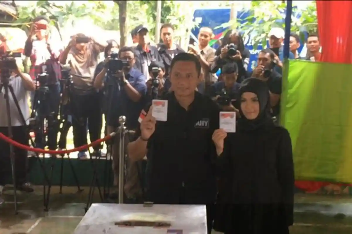 Usai Nyoblos, Agus Harimurti Yudhoyono Pilih Makan Siang Tertutup .