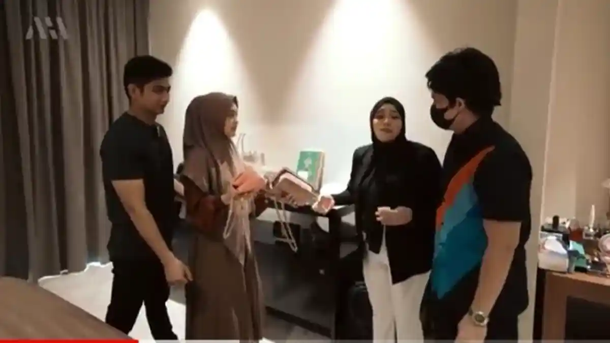 Ditawari Tas Mewah Milik Ria Ricis, Aurel Malah Blak-blakan Lebih Minta Ini, Atta: Gak Boleh Gitu