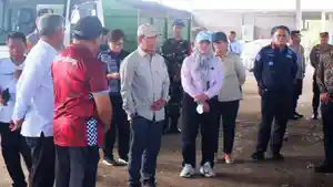 Hanif-Kunjungi-TPA-di-Denpasar.jpg