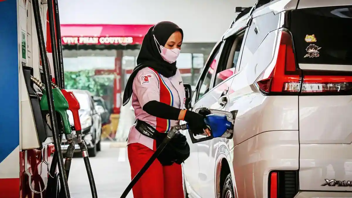 Daftar Harga BBM Pertamina November 2025 di Surabaya dan Daerah Lain: Pertamax Stabil, Dexlite Naik