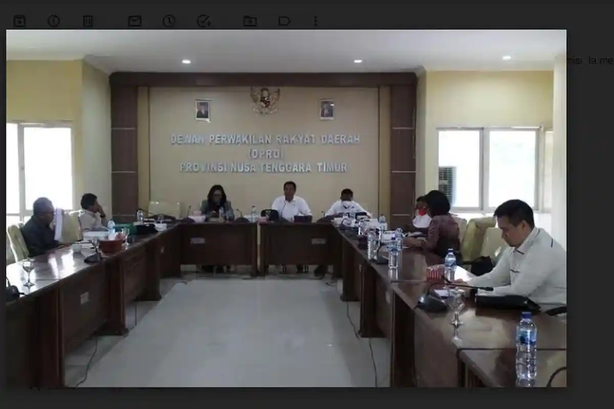 PDIP dan Golkar 'Sapu bersih' Kursi Jabatan di Komisi-Komisi DPRD NTT 