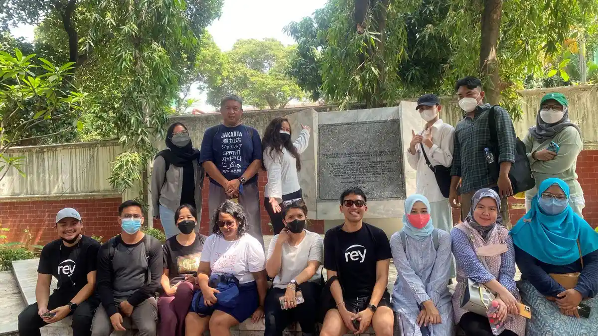 Rey Ajak Masyarakat Jalan 10 Ribu Langkah