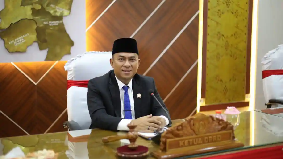 Heboh Oknum Guru Kirim Chat Mesum ke Siswi SMP, Ketua DPRD Prabumulih Minta Pelaku Ditindak Tegas!