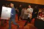 Kotak Suara Pileg Dijaga Ketat Aparat