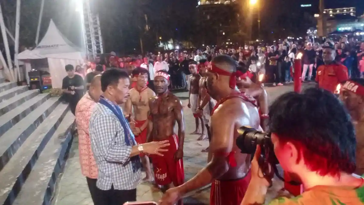 Lantik Pengurus Masaga Batam, Walikota Ajak Semua Warga Maluku Tetap Kompak