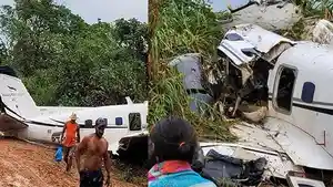 pesawat-Manaus-Aerotaxi-jatuh-di-negara-bagian-Amazon-di-utara-Brazil-pada-Sabtu-1692023.jpg