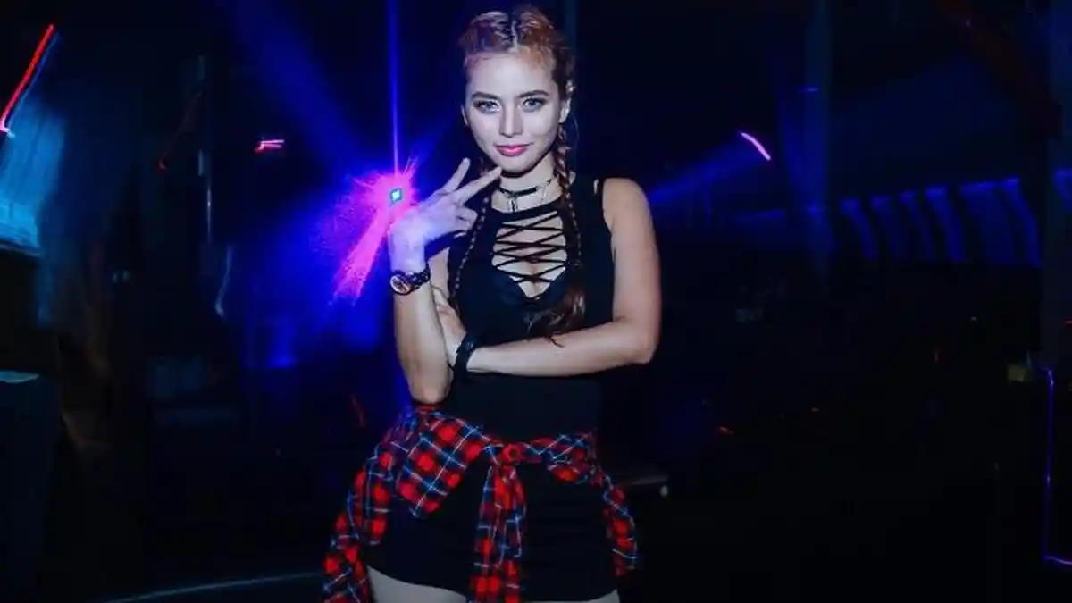 Denny Sumargo Terbukti Bukan Ayah Biologis Anaknya, DJ Verny Hasan Mengaku Siap Minta Maaf