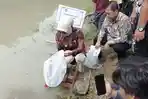 Bupati-Citra-Tebar-Benih-Ikan.jpg