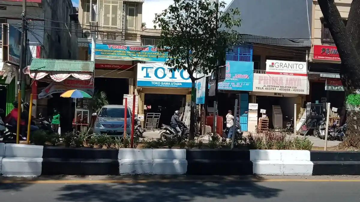 Hari Pertama PSBB Tahap II di Makassar, Toko Non Sembako Mulai Buka