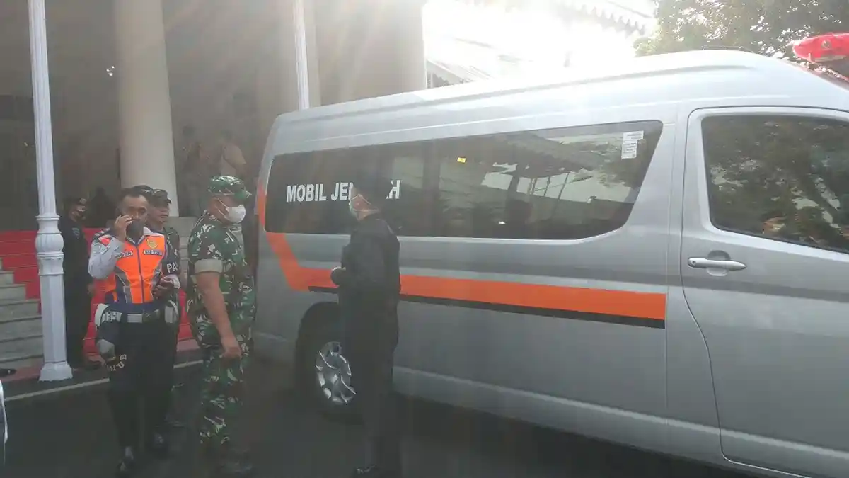 Mobil Jenazah Eril Sudah Siap Membawa ke Tempat Peristirahatan Akhir