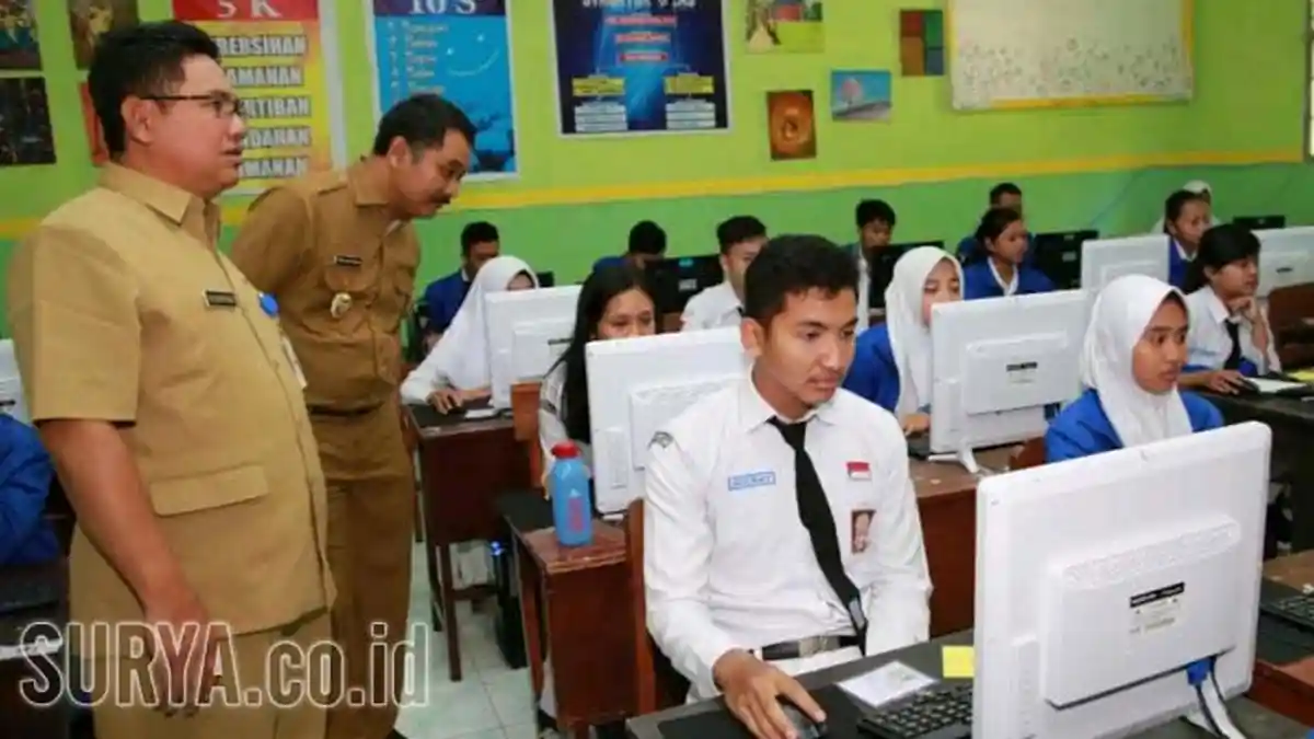 Wabup Banyuwangi Tinjau Pelaksanaan UNBK SMA 2018