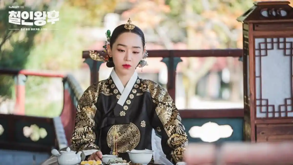 SINOPSIS Lengkap Drama Korea Mr. Queen Episode 15: Raja dan Ratu Mulai Bekerja Sama